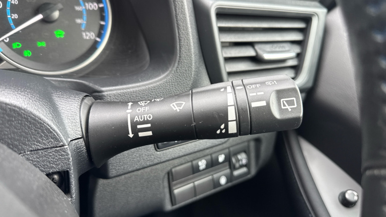 Nissan LEAF 110kW Acenta 39kWh 5dr Auto Electric Hatchback